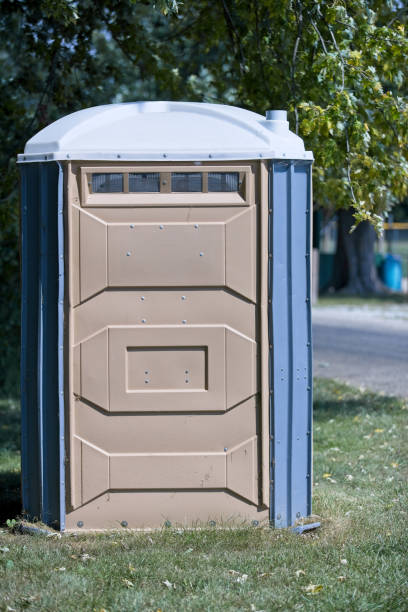 Best Portable restroom trailer rental  in Cedar Heights, MD